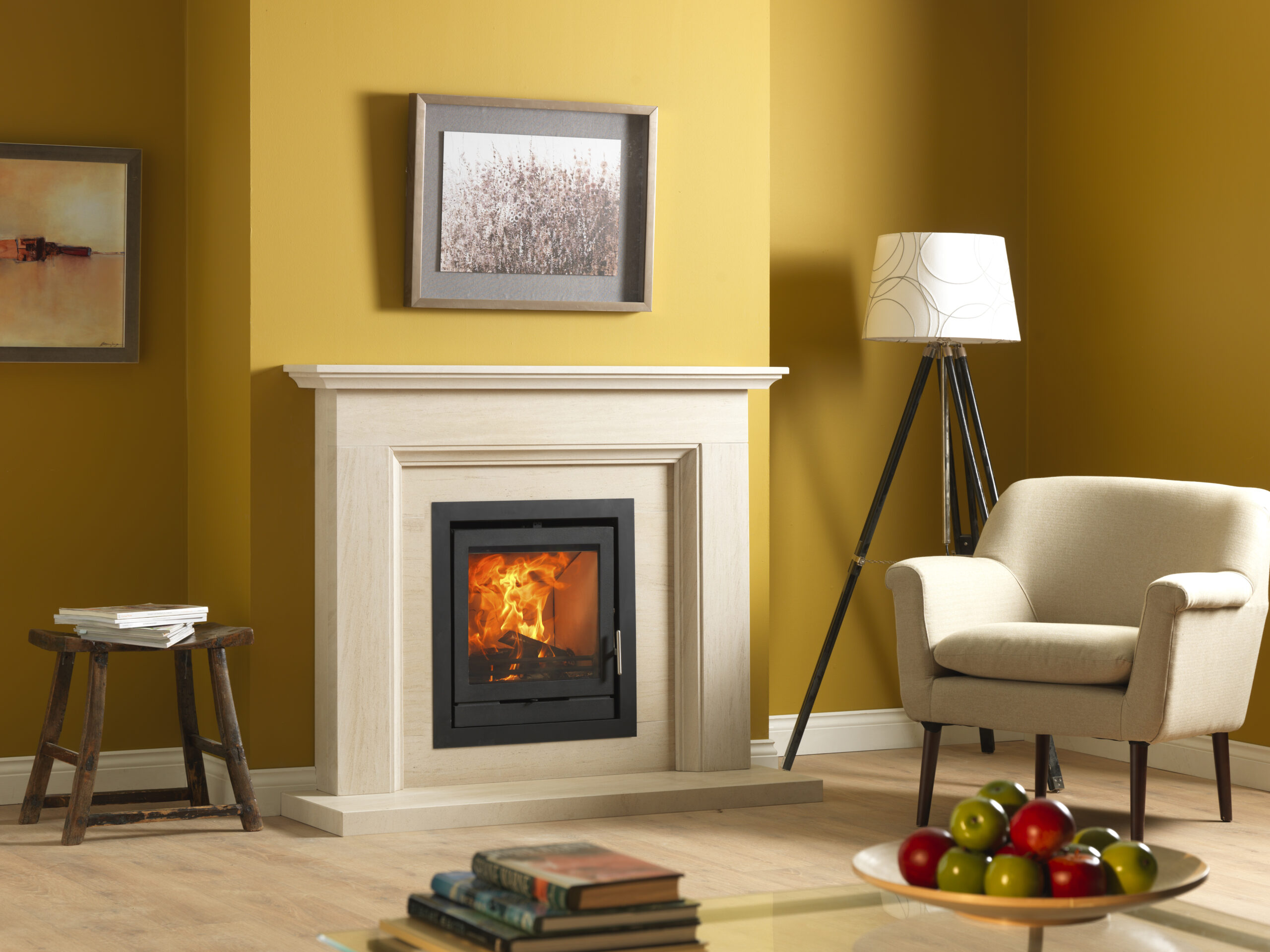 Fireline-FPi5W-3-in-Aylesbury-Suite-with-4-Sided-Trim-scaled