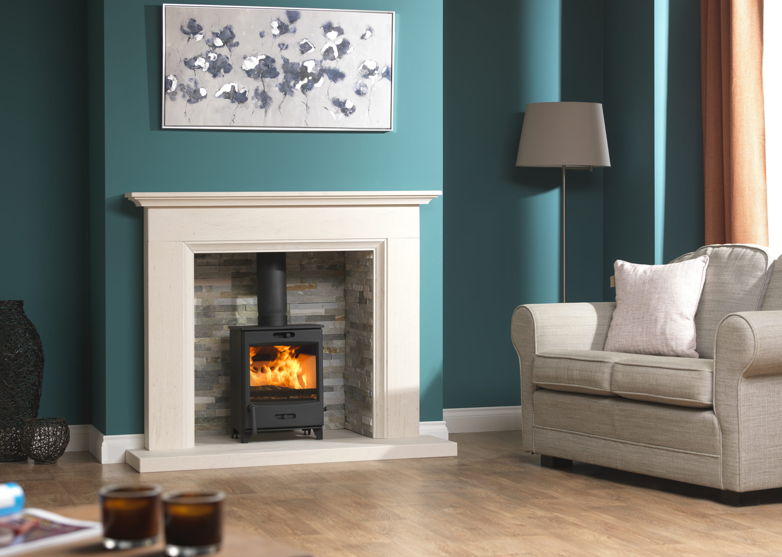 Fireline-FQ5-in-Aylesbury-Limestone-Surround-with-Rustic-Brick-Liners-scaled