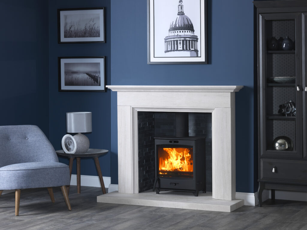 Fireline-FQ5W-in-Aylesbury-Surround-with-Grey-Slate-Liners-scaled